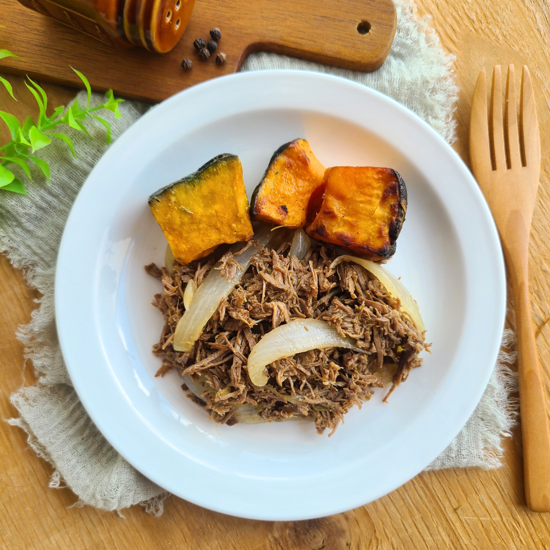 Carne Desfiada Acebolada "Mistura Dupla" - Saúde e Sabor